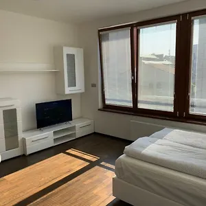 Appartamento Nad Vltavou, Praga