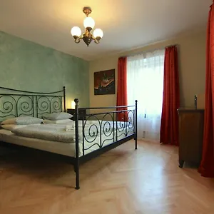  Apartament Mala Strana 1