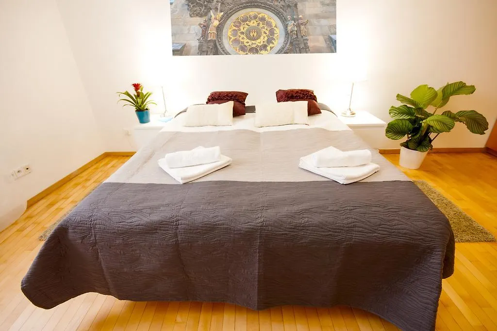 Wenceslas Square Lofts Praga Apartament